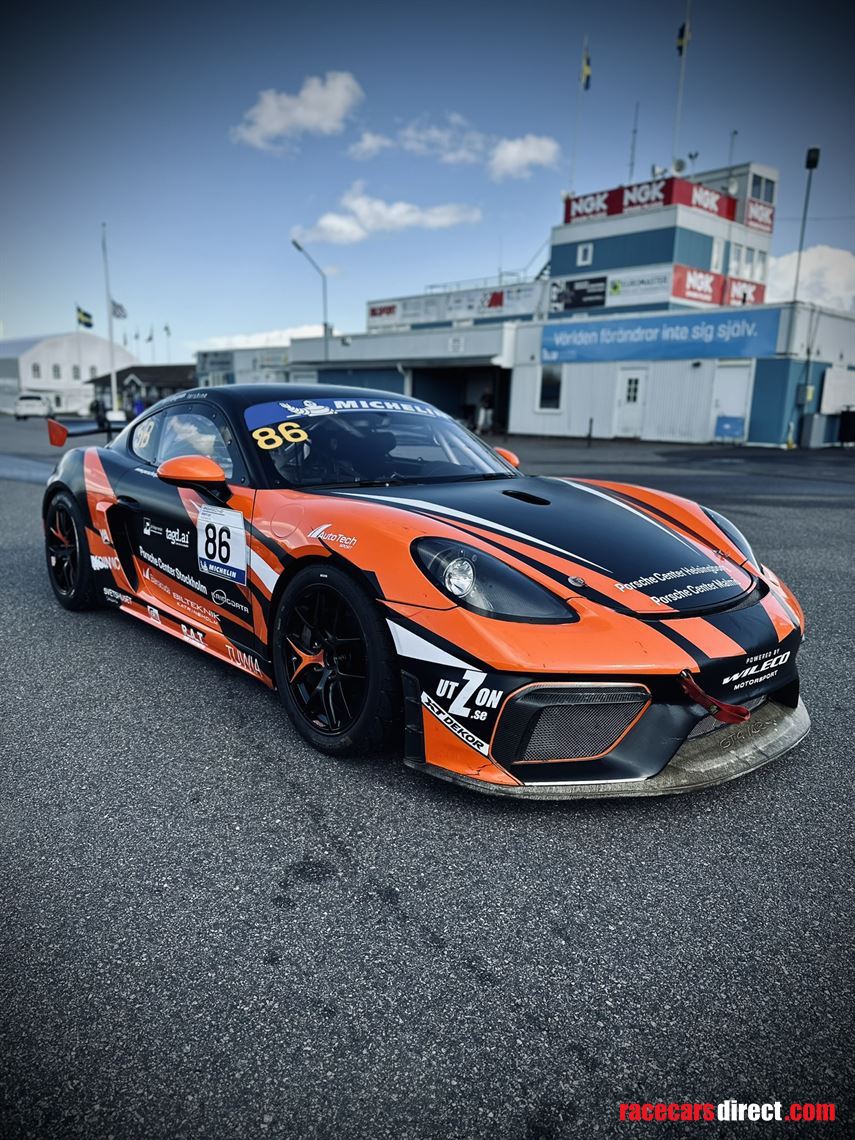 porsche-718-gt4-clubsport-mr