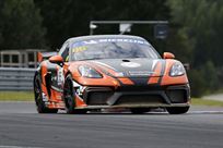 porsche-718-gt4-clubsport-mr