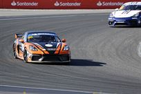 porsche-718-gt4-clubsport-mr