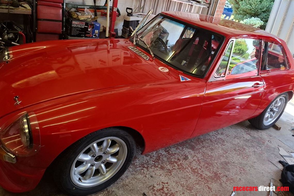 mgb-gt-v8-3900cc