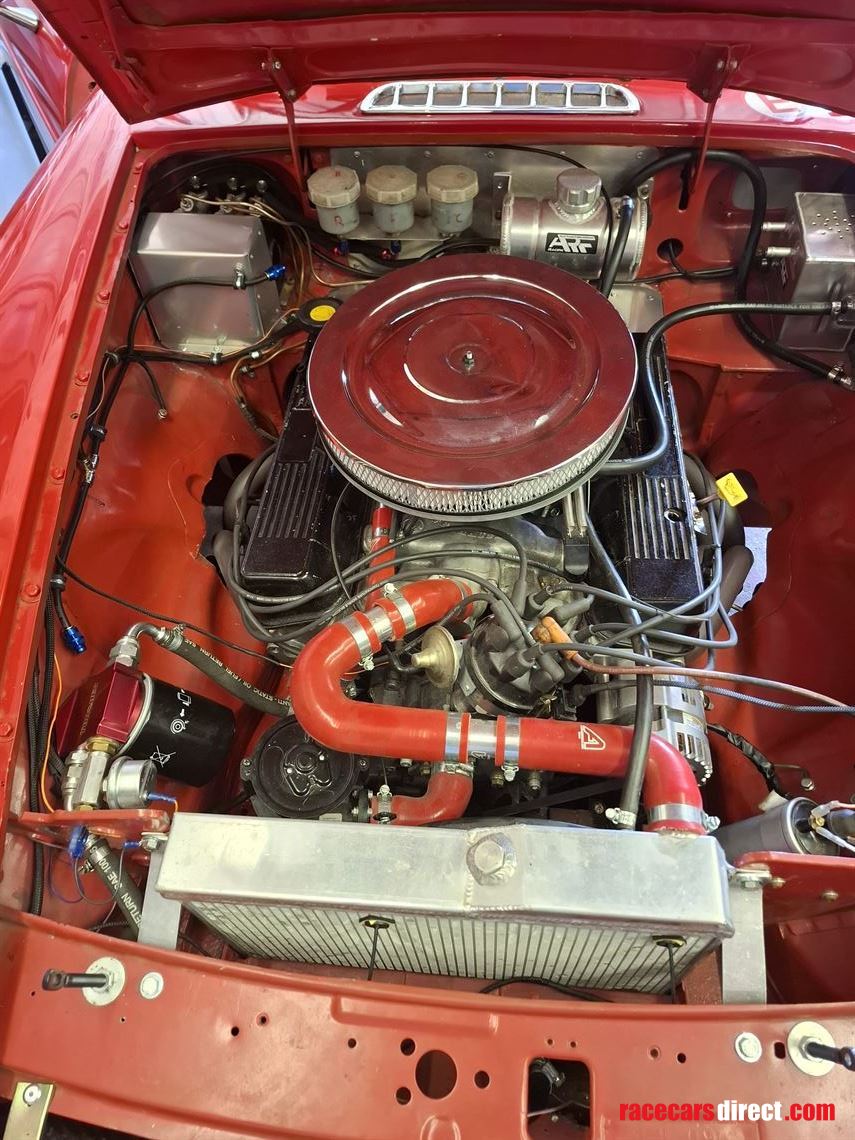 mgb-gt-v8-3900cc