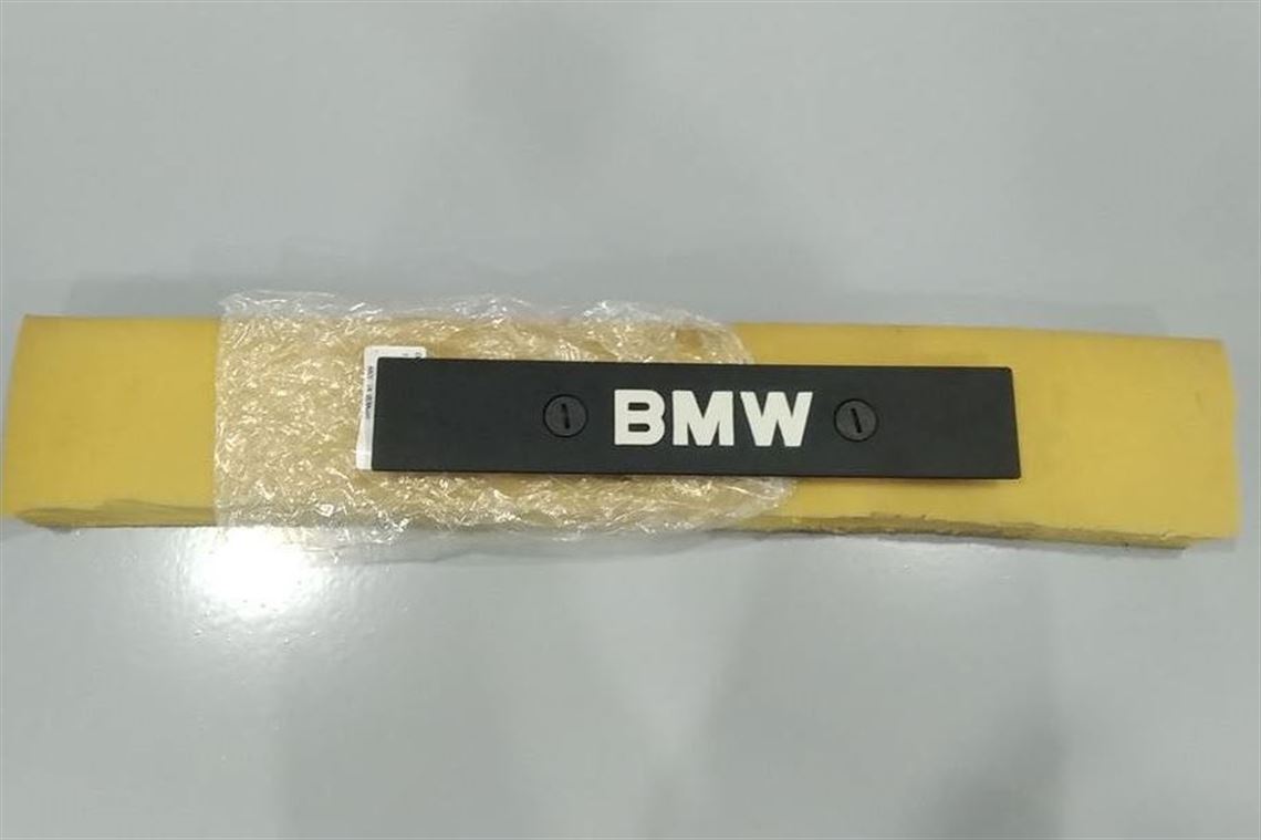 bmw-318is-e30-z3-e36-rocker-engine-cover-oem