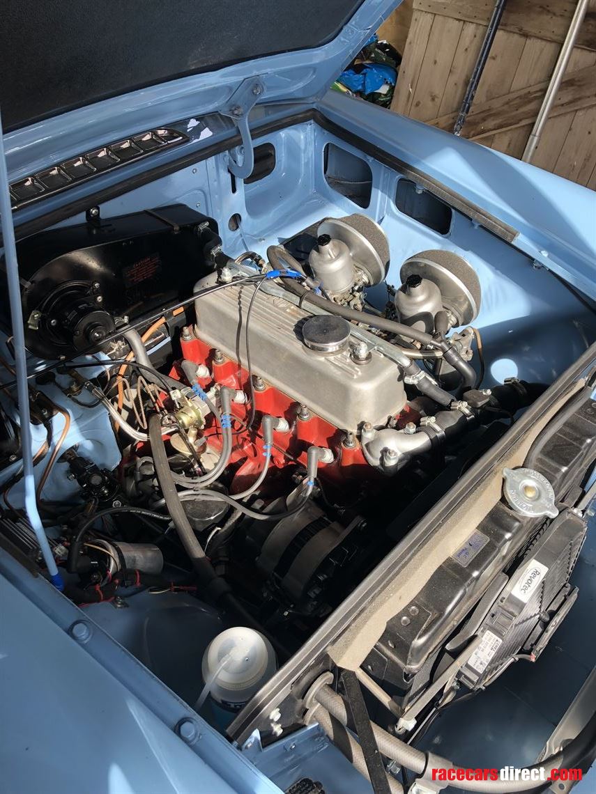 mgb-raceroad-legal-stunning