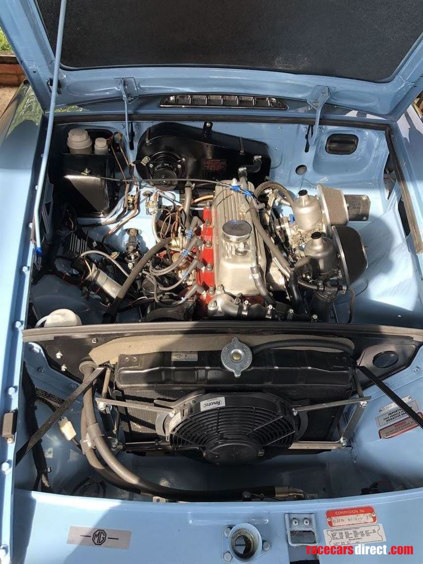 mgb-raceroad-legal-stunning