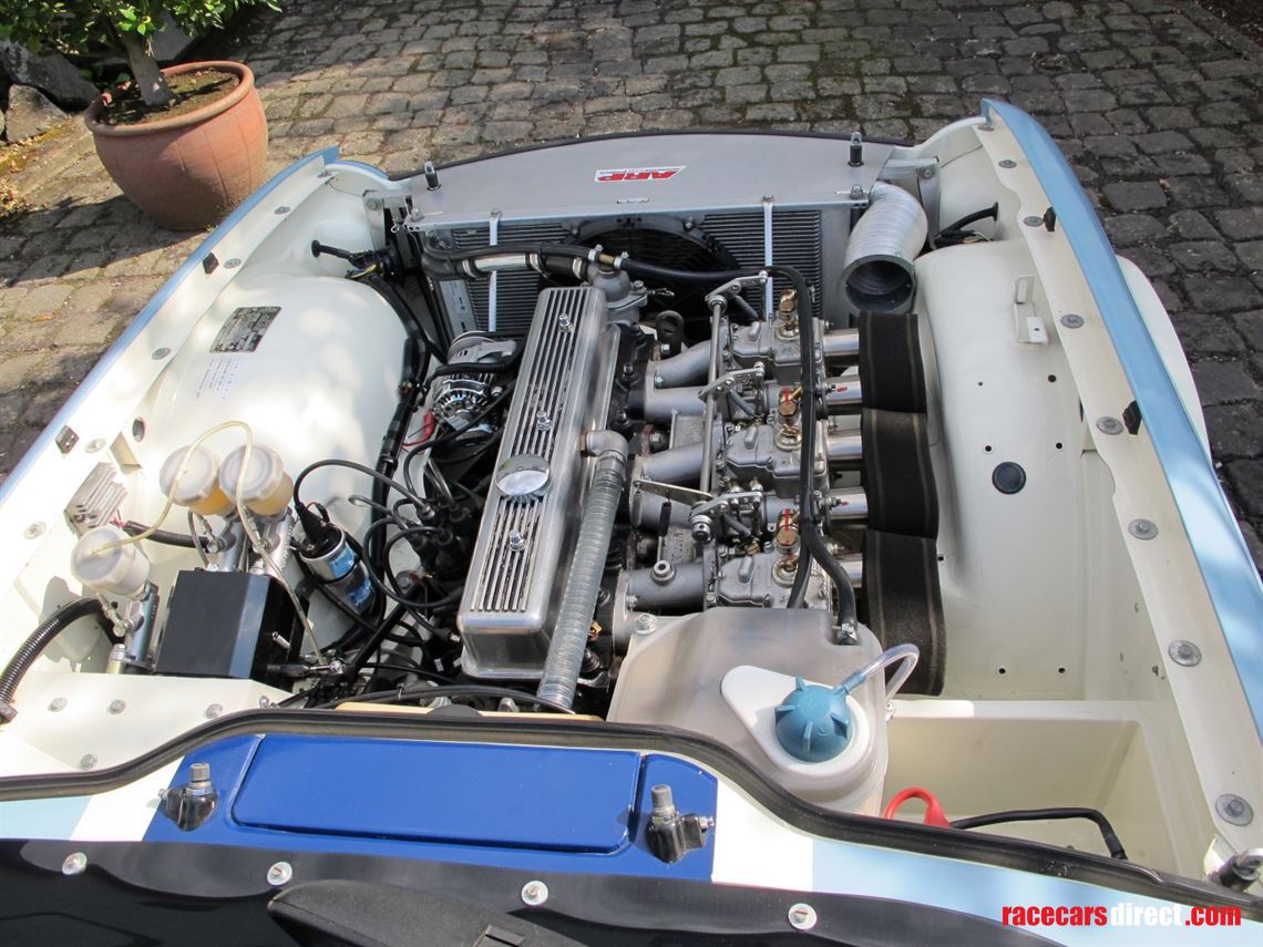 kas-kastner-inspired-triumph-tr6