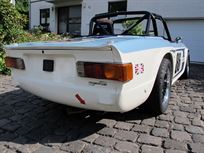 kas-kastner-inspired-triumph-tr6