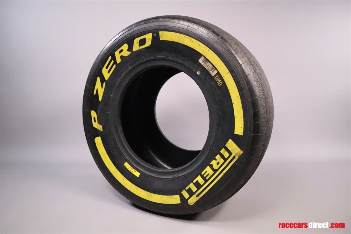 formula-1-pirelli-p-zero-yellow-tire
