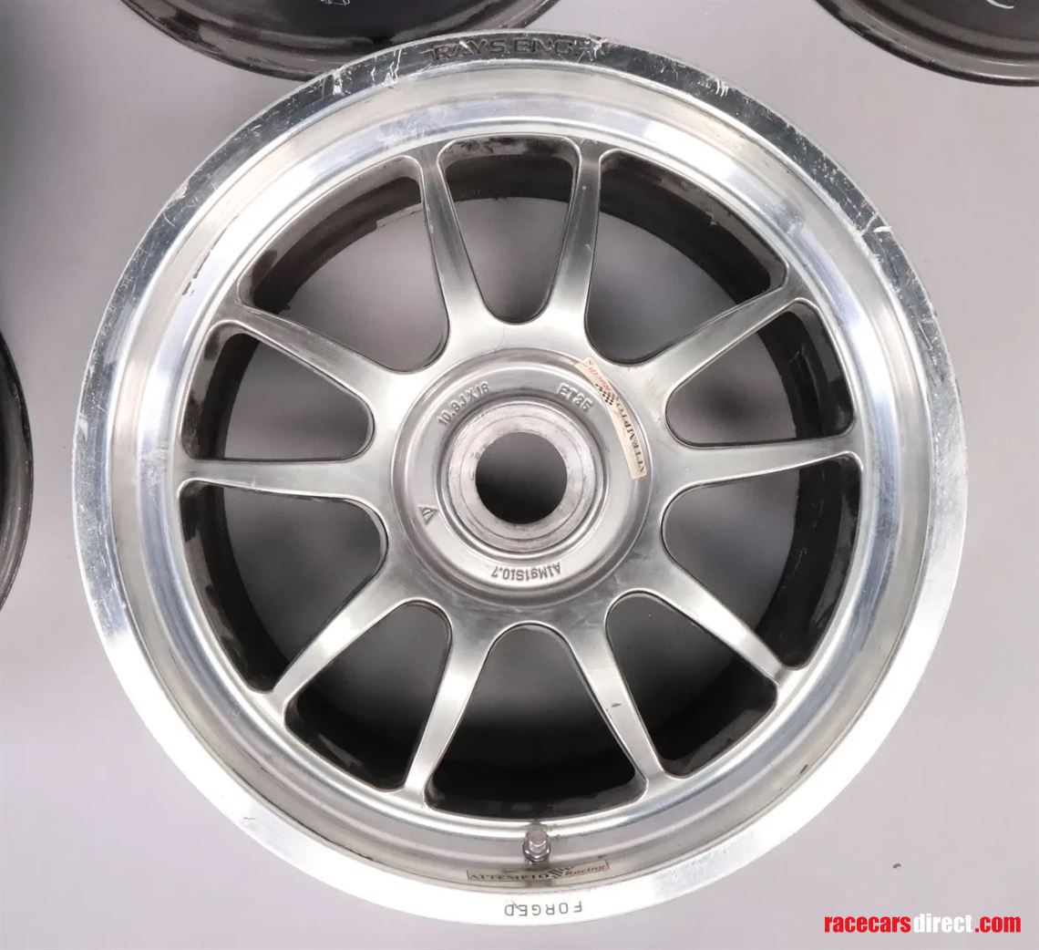 porsche-997-gt3r-rays-18---2-sets-of-wheels-4
