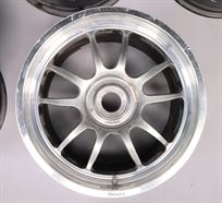 porsche-997-gt3r-rays-18---2-sets-of-wheels-4