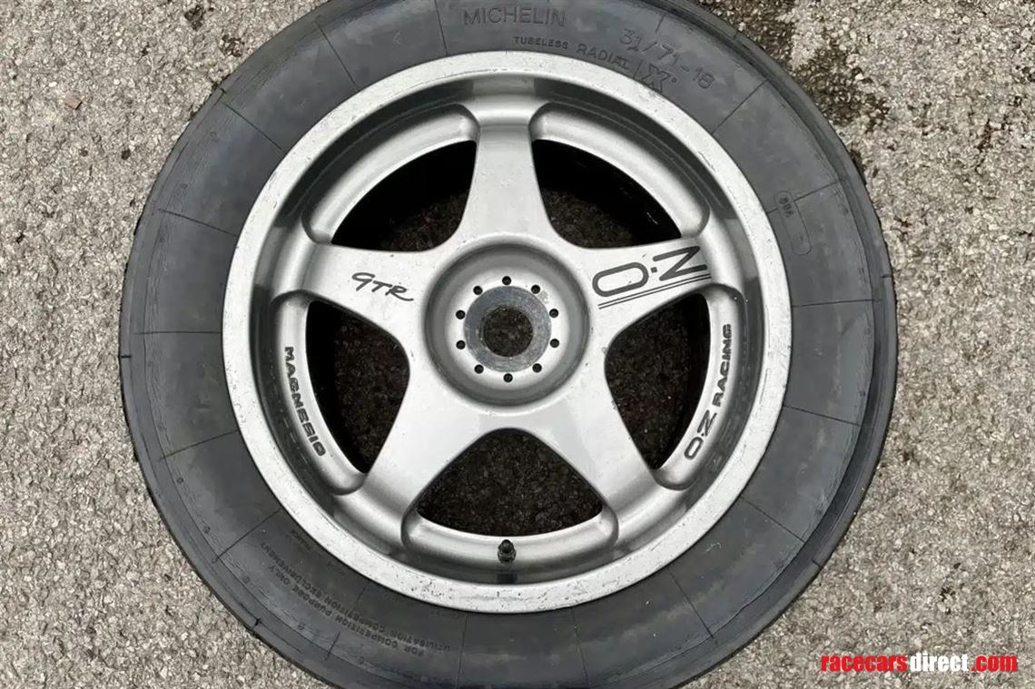 race-used-mclaren-f1-gtr-magnesium-alloy-whee