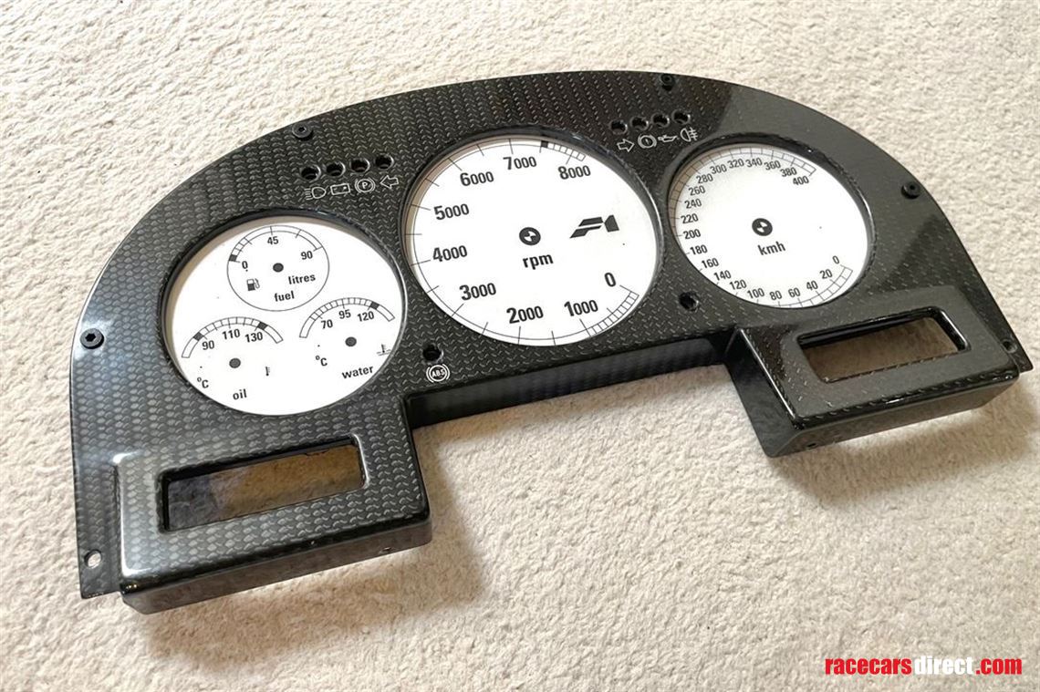mclaren-f1-carbon-dash-panel-with-printed-sam