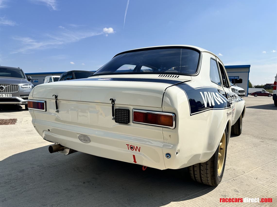 broadspeed-ford-escort-mk1-fia-group-2
