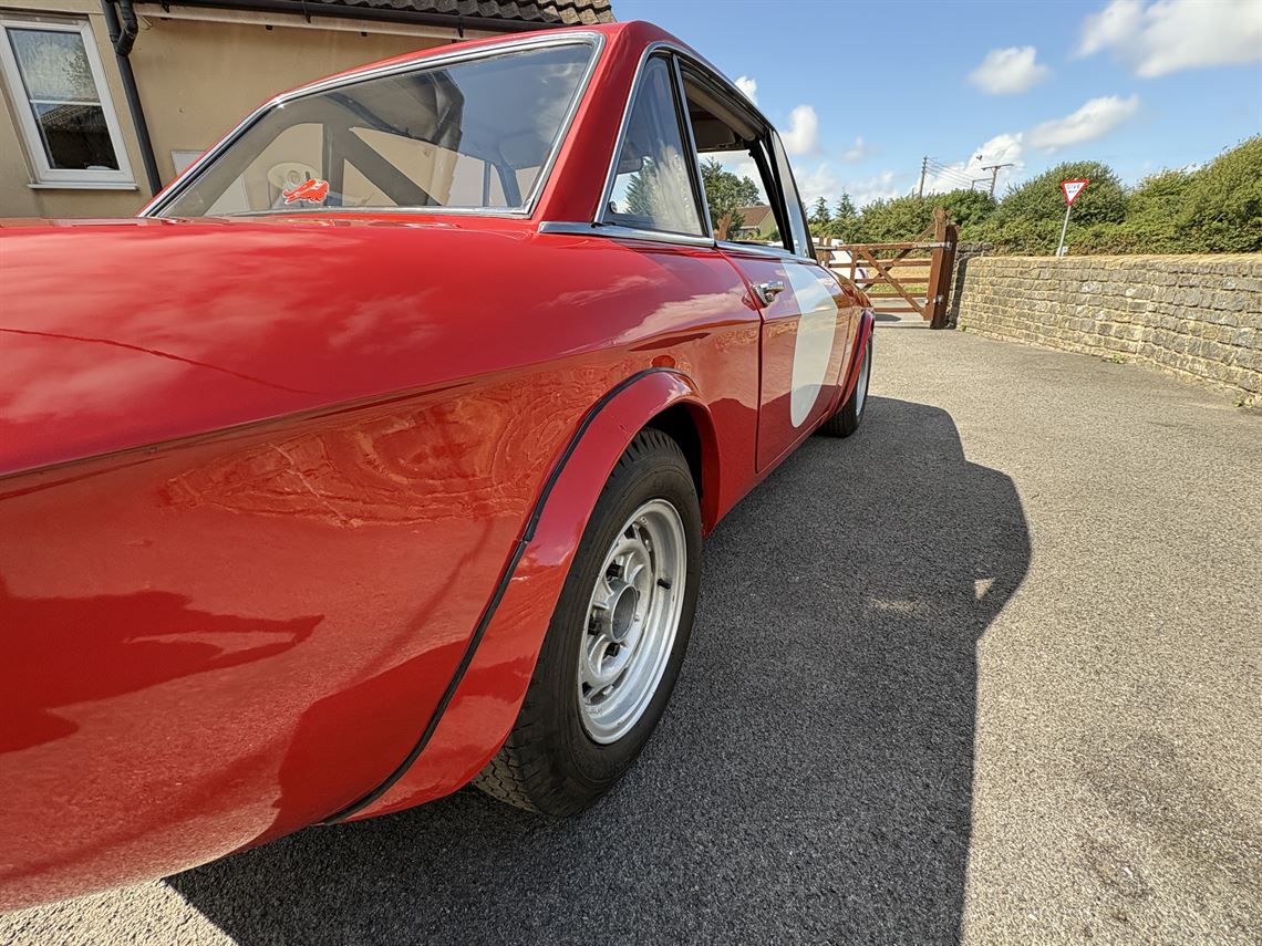 ex-works-lancia-fulvia-hf-fanalone-ex-innes-i
