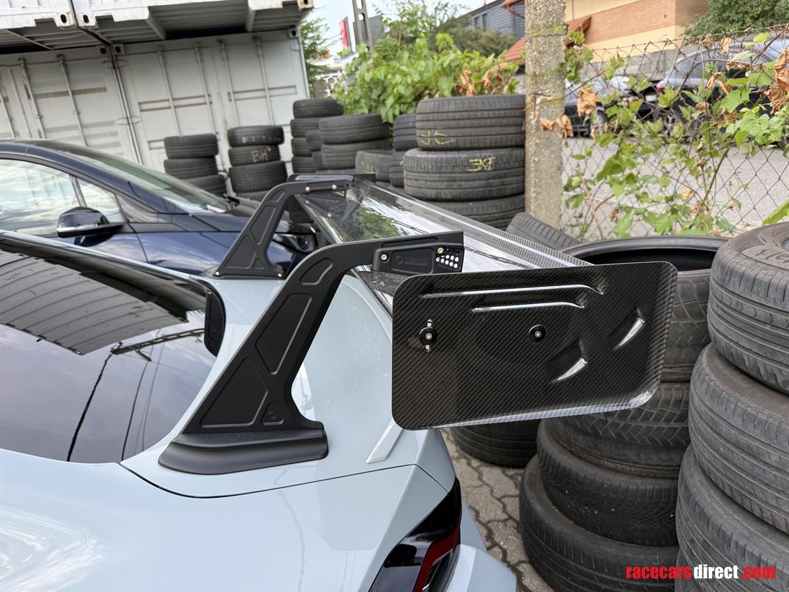 verus-engineering-wing-splitter-for-bmw-m2-g8