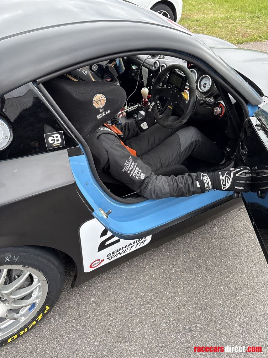 ginetta-g40-gt5---race-winner---ready-to-race