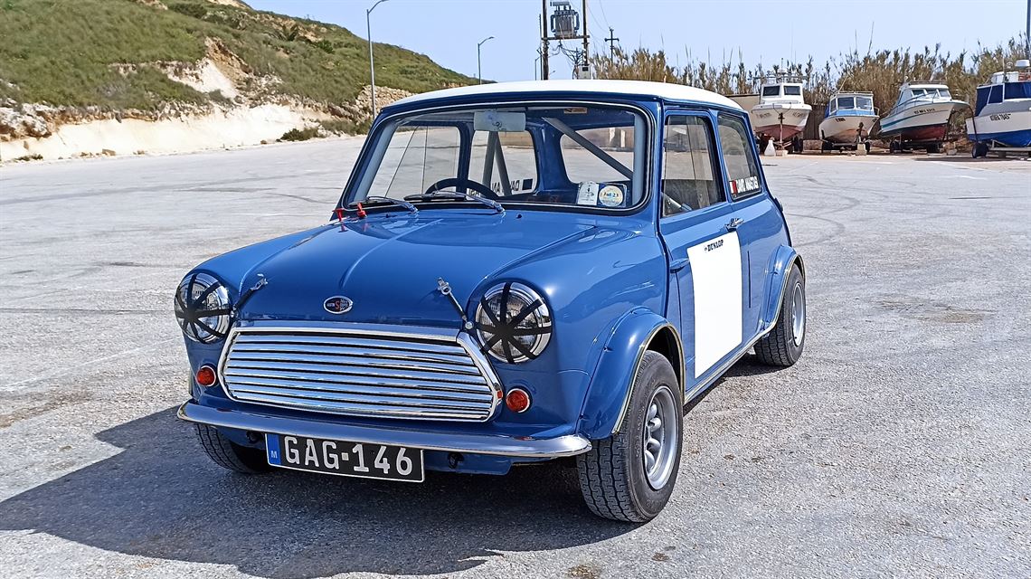fia-1967-group-2-mini-cooper-s-fully-restored