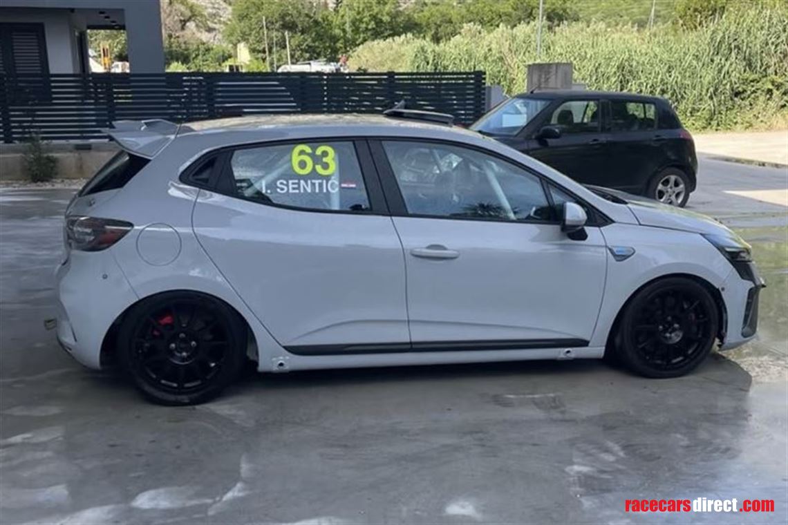 renault-clio-cup-v-2024