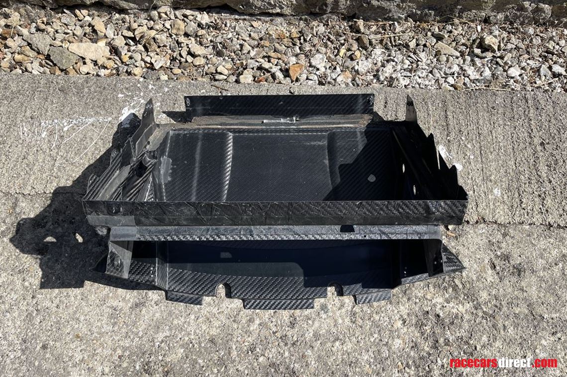mercedes-amg-gt3-radiator-duct
