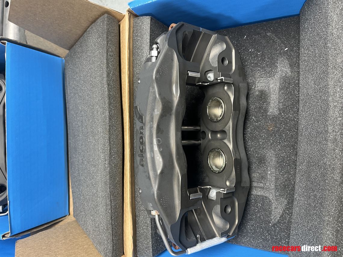 alcon-calipers