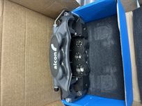 alcon-calipers