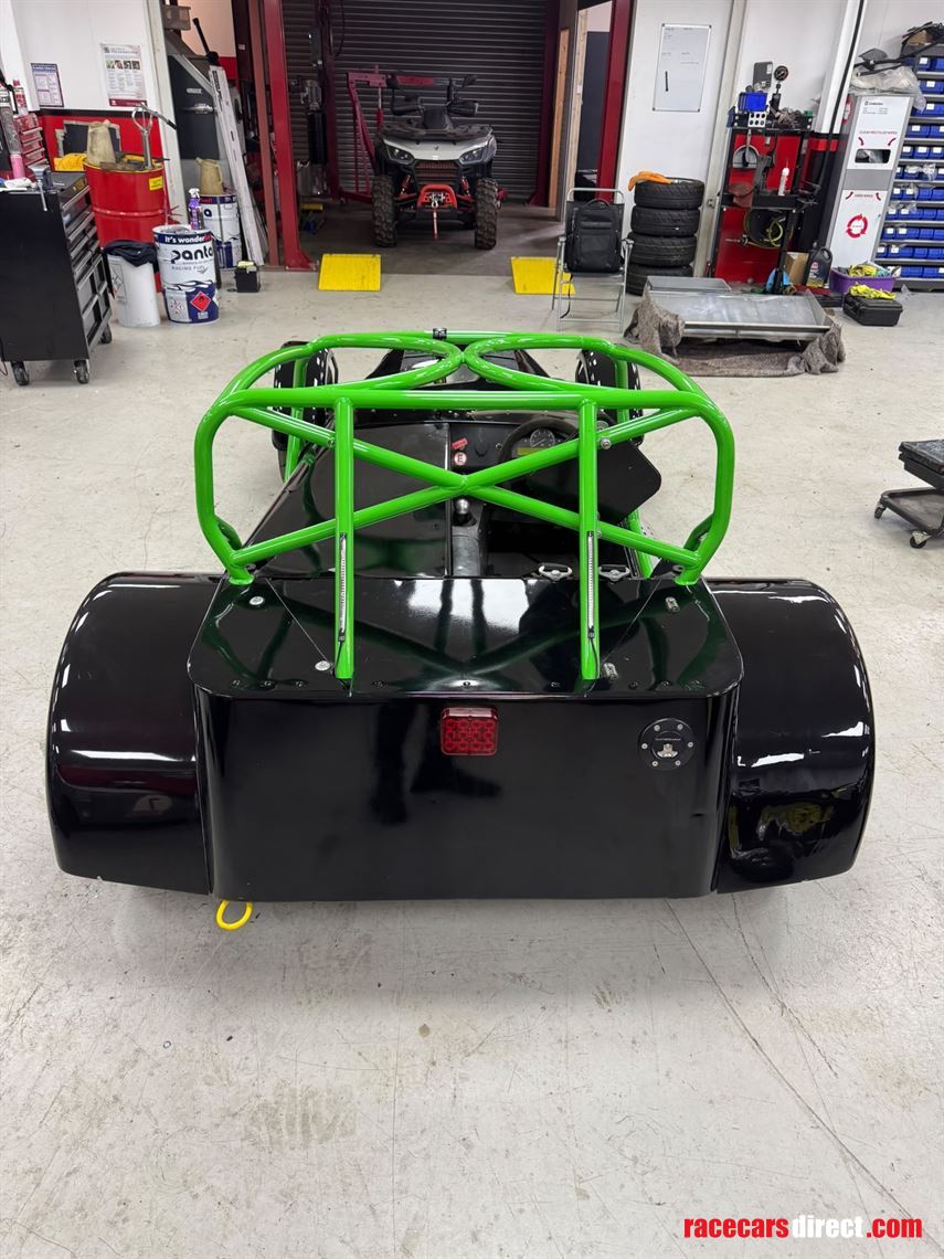 caterham-race-car-20-duratec