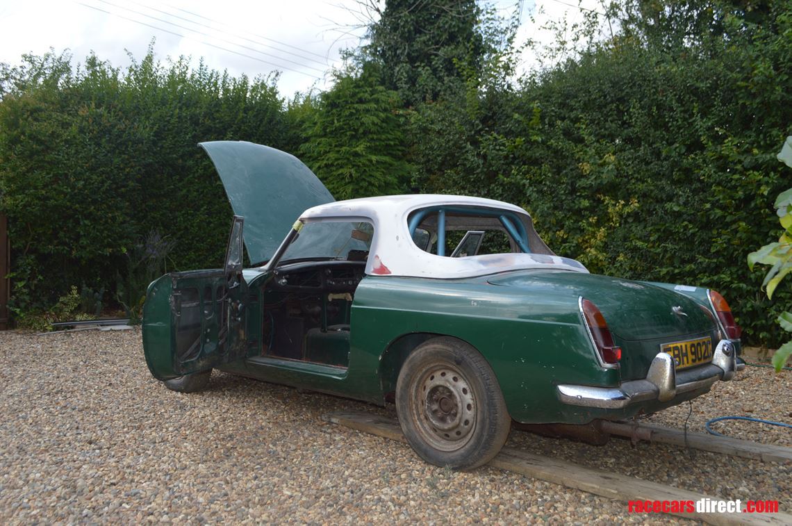 mgb-pre-66-historic-racing-restoration-projec