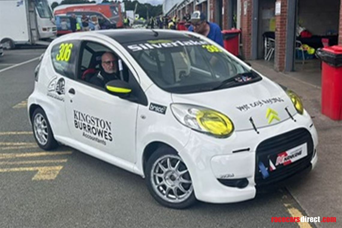citroen-c1-endurance-race-car-extensive-spare