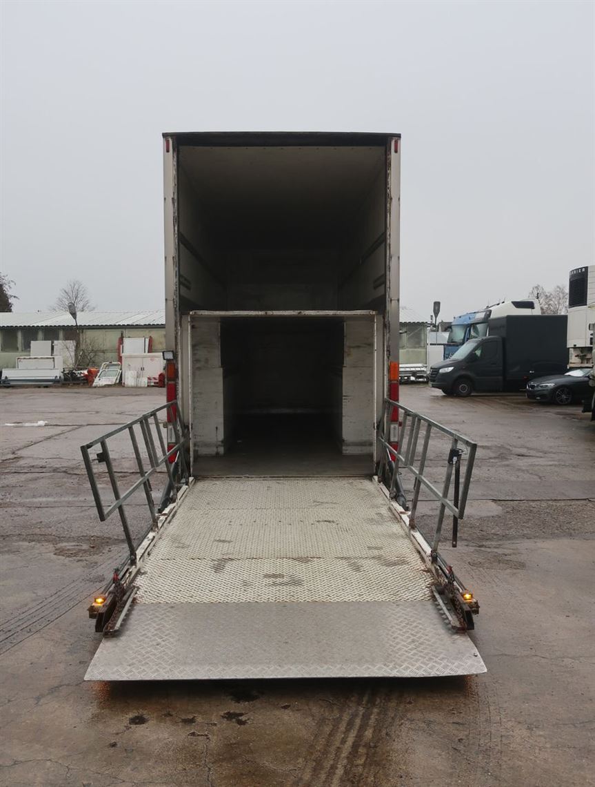 lift-3000kg-for-trailers-and-trucks