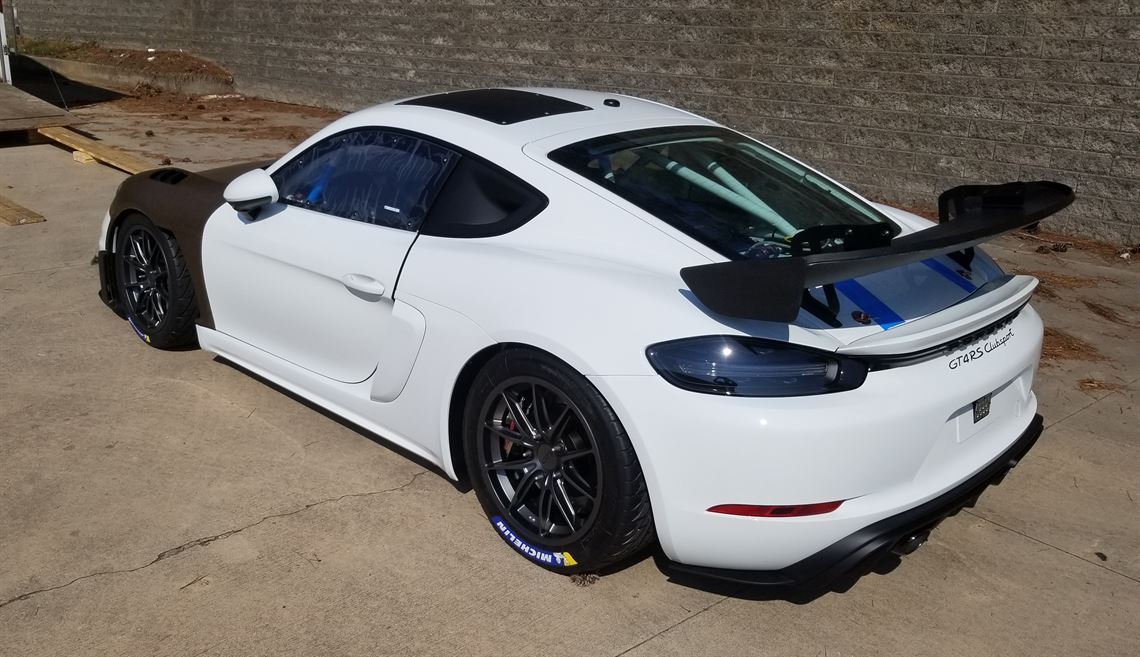 2023---porsche-718-cayman-gt4-clubsport---219