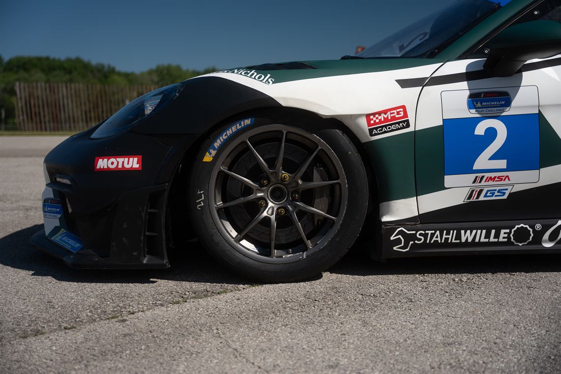 2024---porsche-718-cayman-gt4-clubsport---195