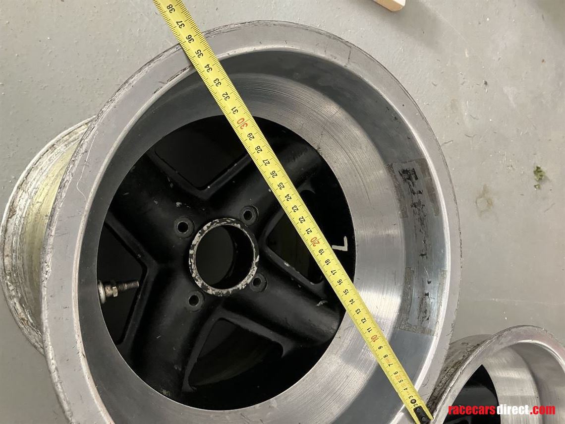 race-wheel-set