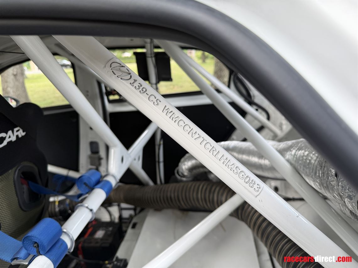 2025-hyundai-elantra-n-tcr-evo-race-car-imsa