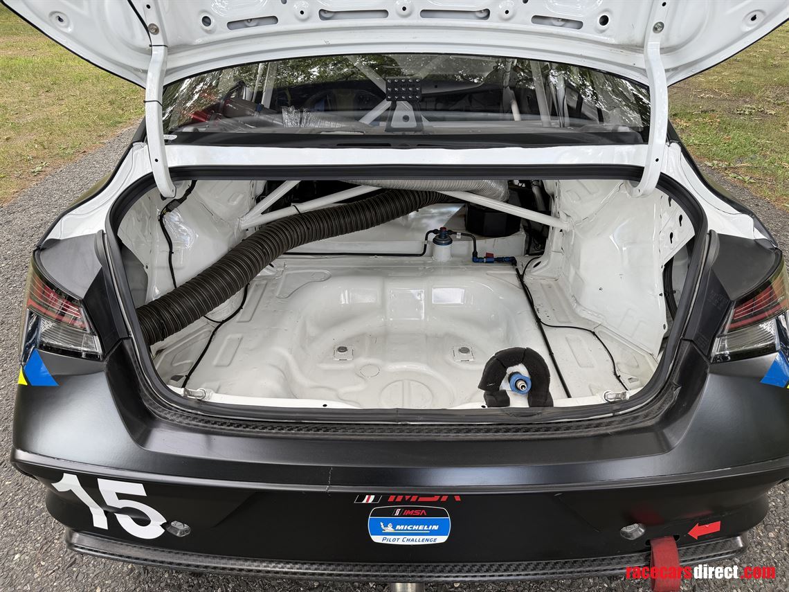 2025-hyundai-elantra-n-tcr-evo-race-car-imsa