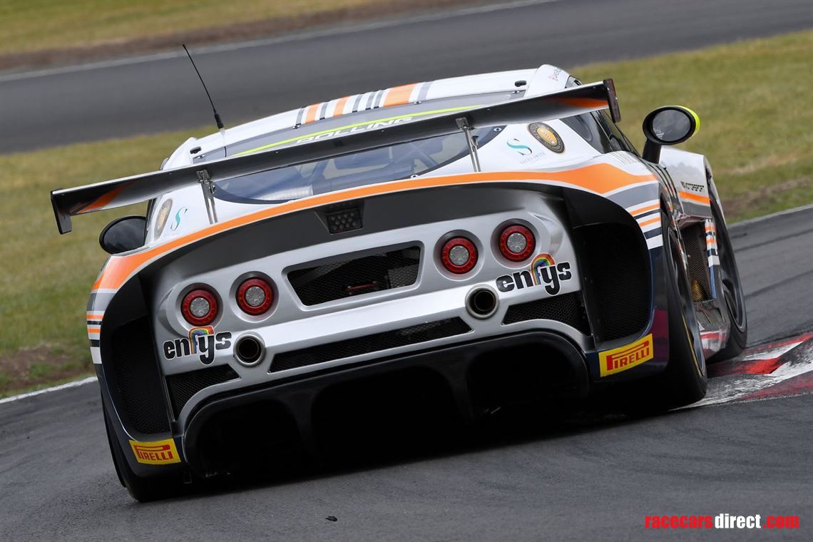 ginetta-gtp8