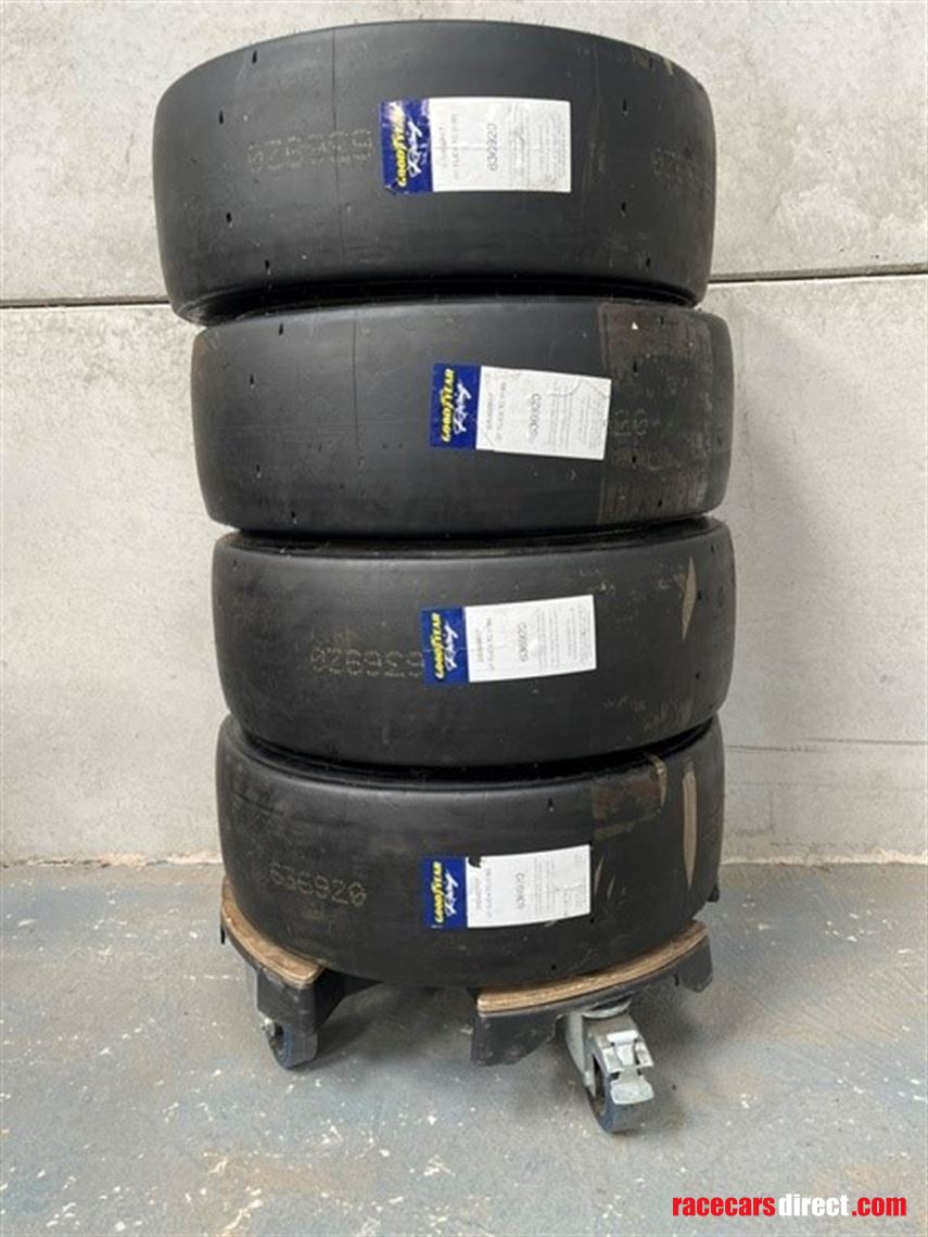split-rim-wheels-plus-new-dunlop-slicks