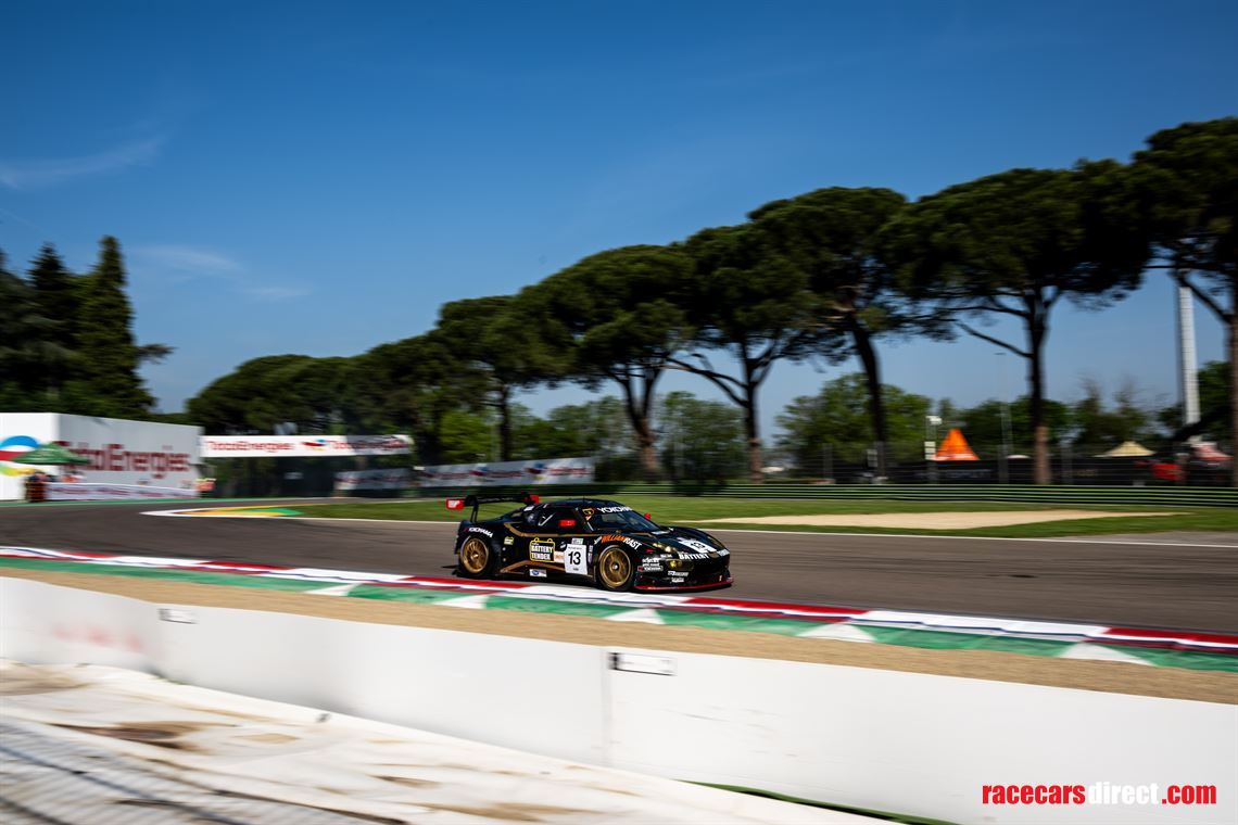 2011-lotus-evora-gte-le-mans-race-car-chassis