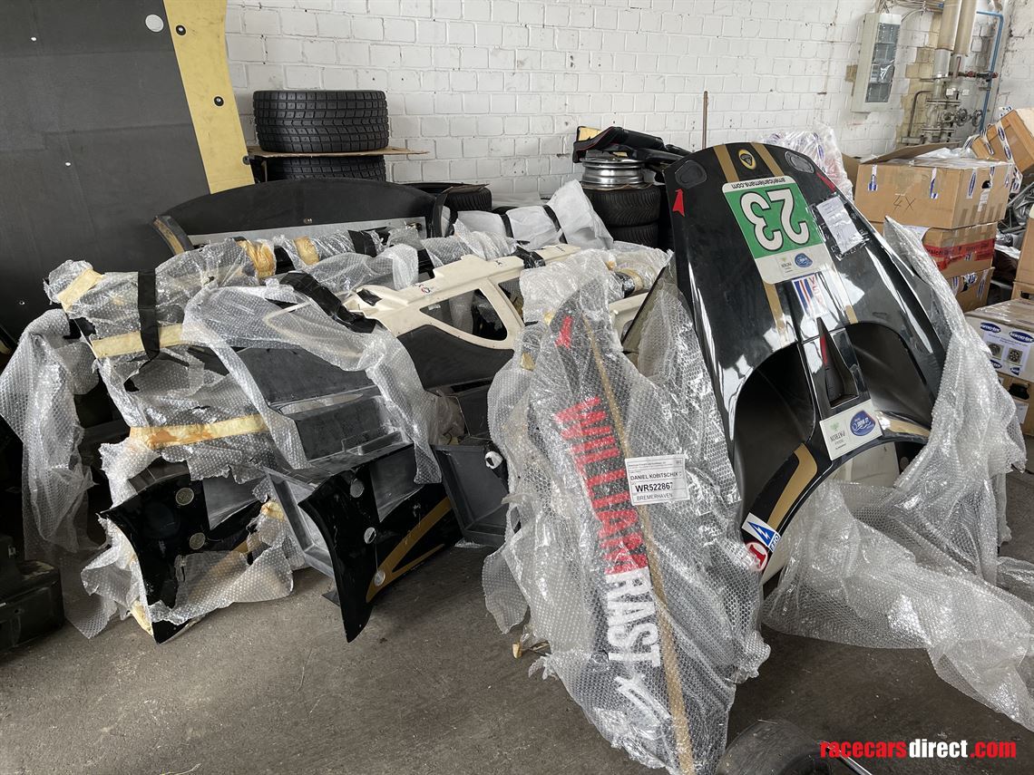 2011-lotus-evora-gte-le-mans-race-car-chassis