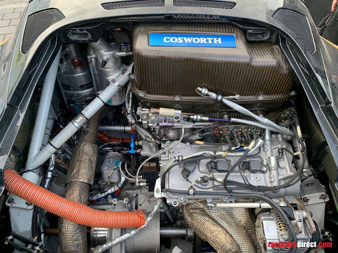 2011-lotus-evora-gte-le-mans-race-car-chassis