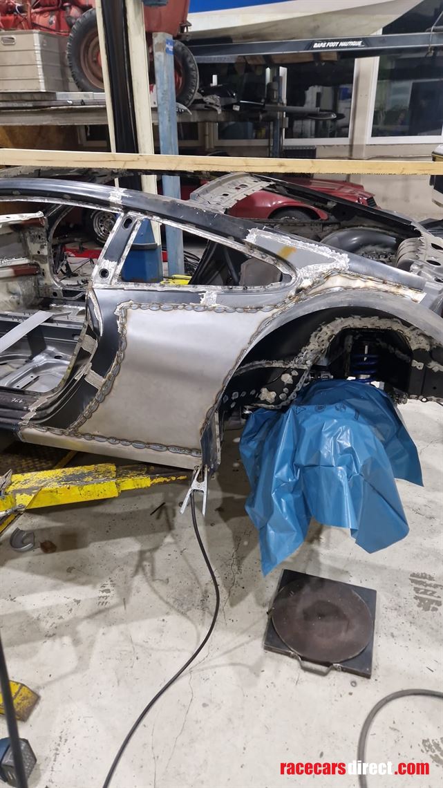 porsche-alzen-mission-400-plus-chassis