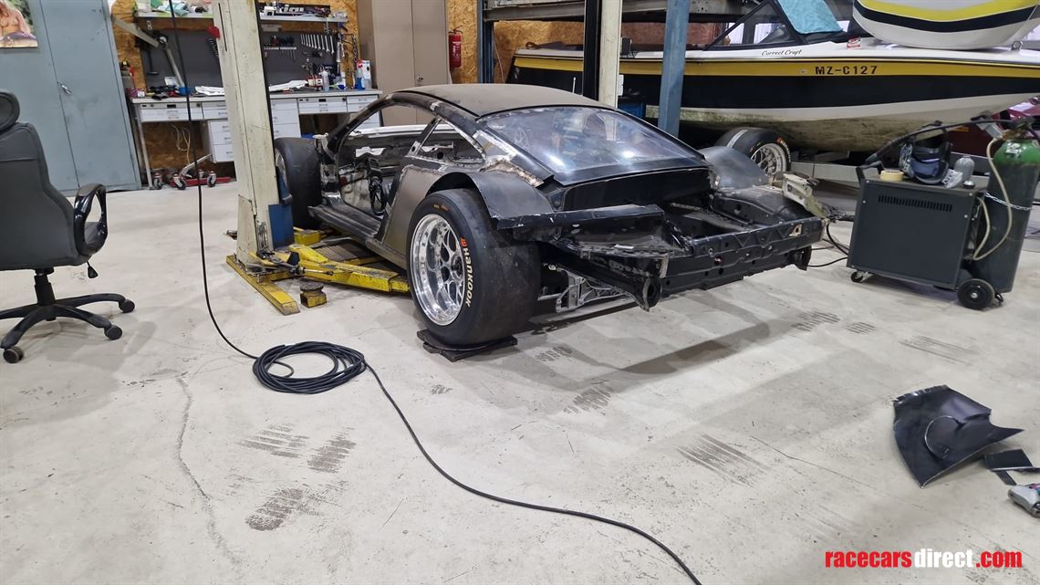 porsche-alzen-mission-400-plus-chassis