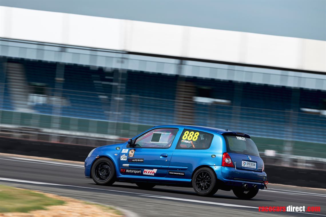 2003-renault-clio-182-race-car