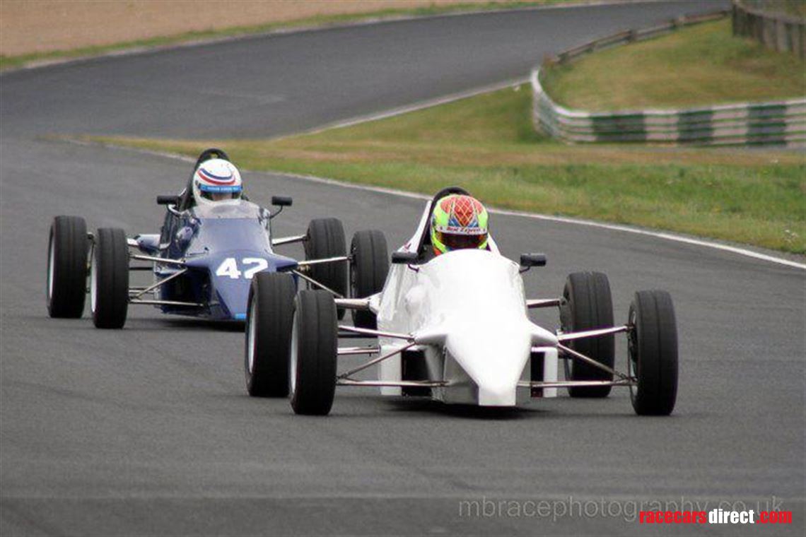 van-diemen-rf87-ff1600