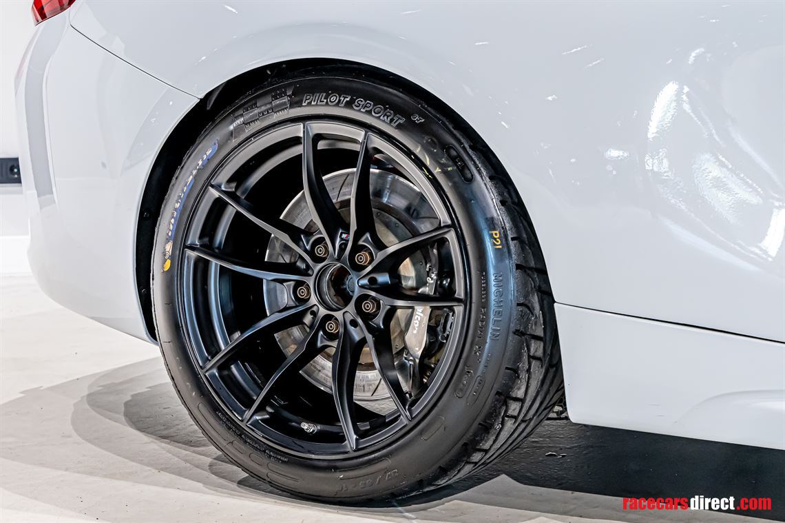 bmw-m2-cs-racing-450-hp-bmw-m-motorsport