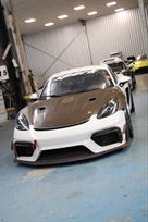 porsche-cayman-gt4-rs