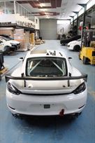 porsche-cayman-gt4-rs
