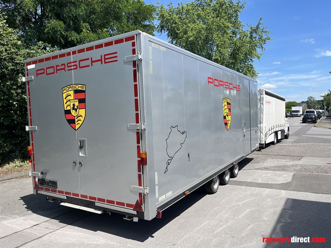motorsport-trailer-including-workbench-and-wi