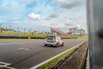 championship-winning-mini-challenge-clubsport