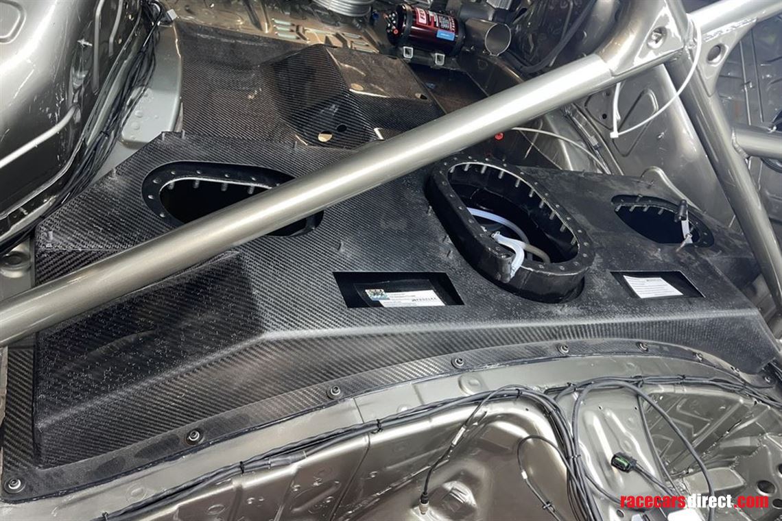 nissan-nismo-fuel-tank-upper