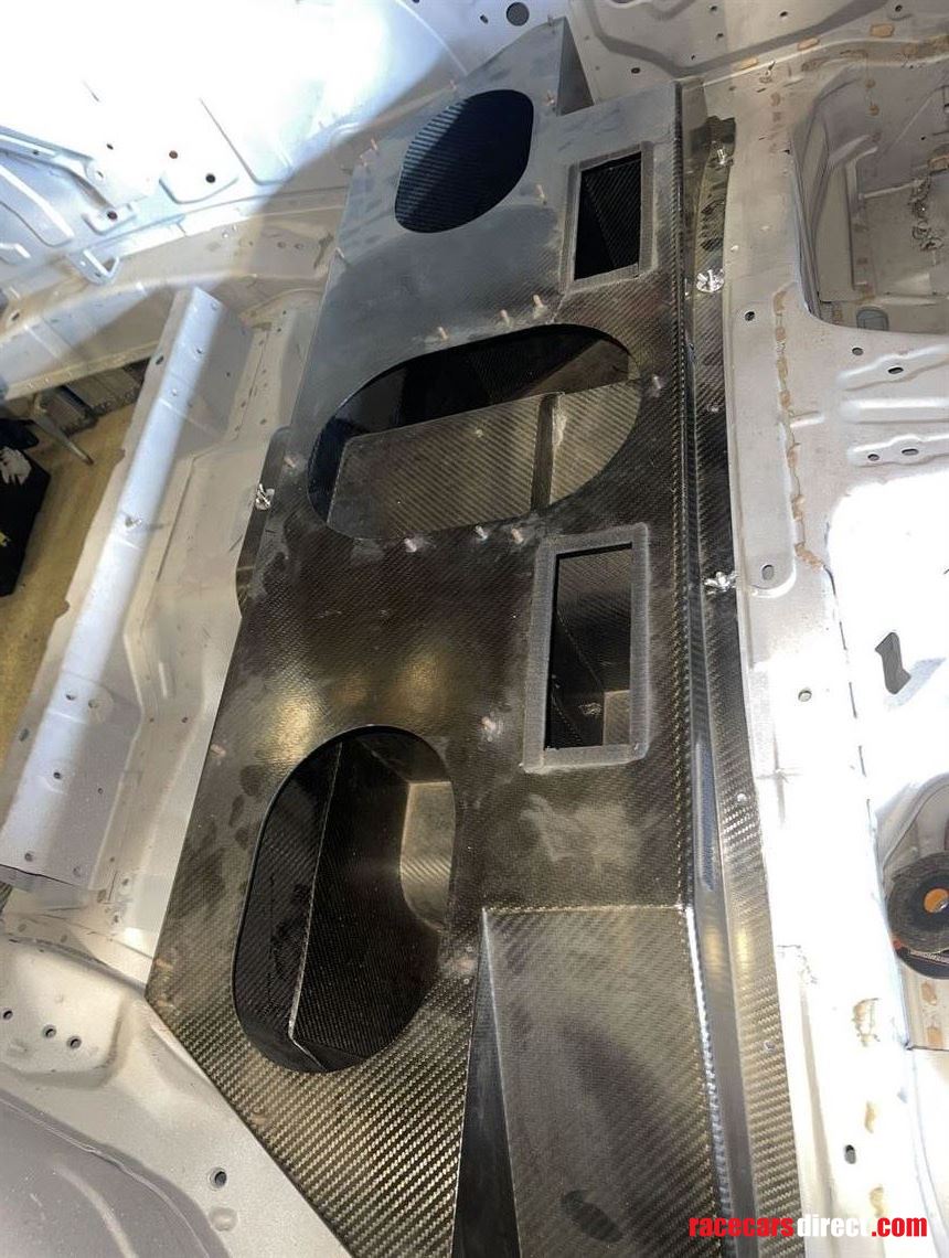 nissan-nismo-fuel-tank-upper