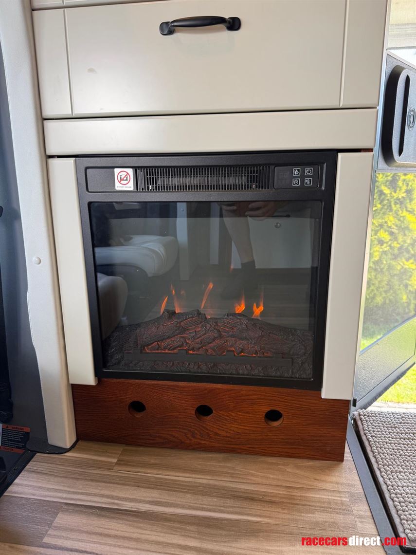 luxury-mercedes-sprinter-motorhome